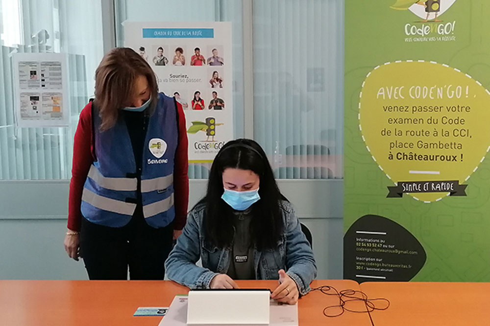 Examen du code conduite avec la CCI Indre