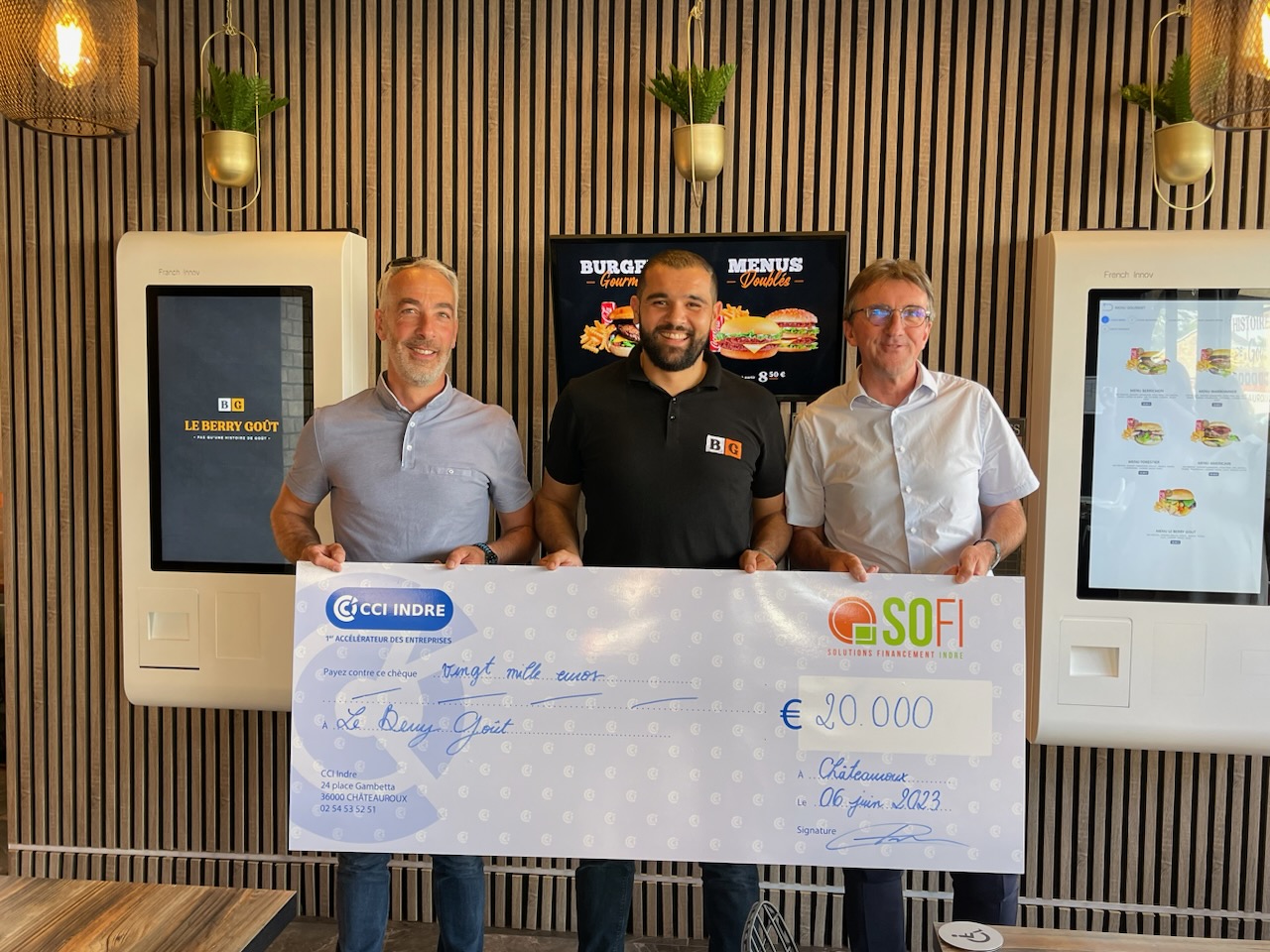 Remise de chèque Fonds SOFI au Berry Goût