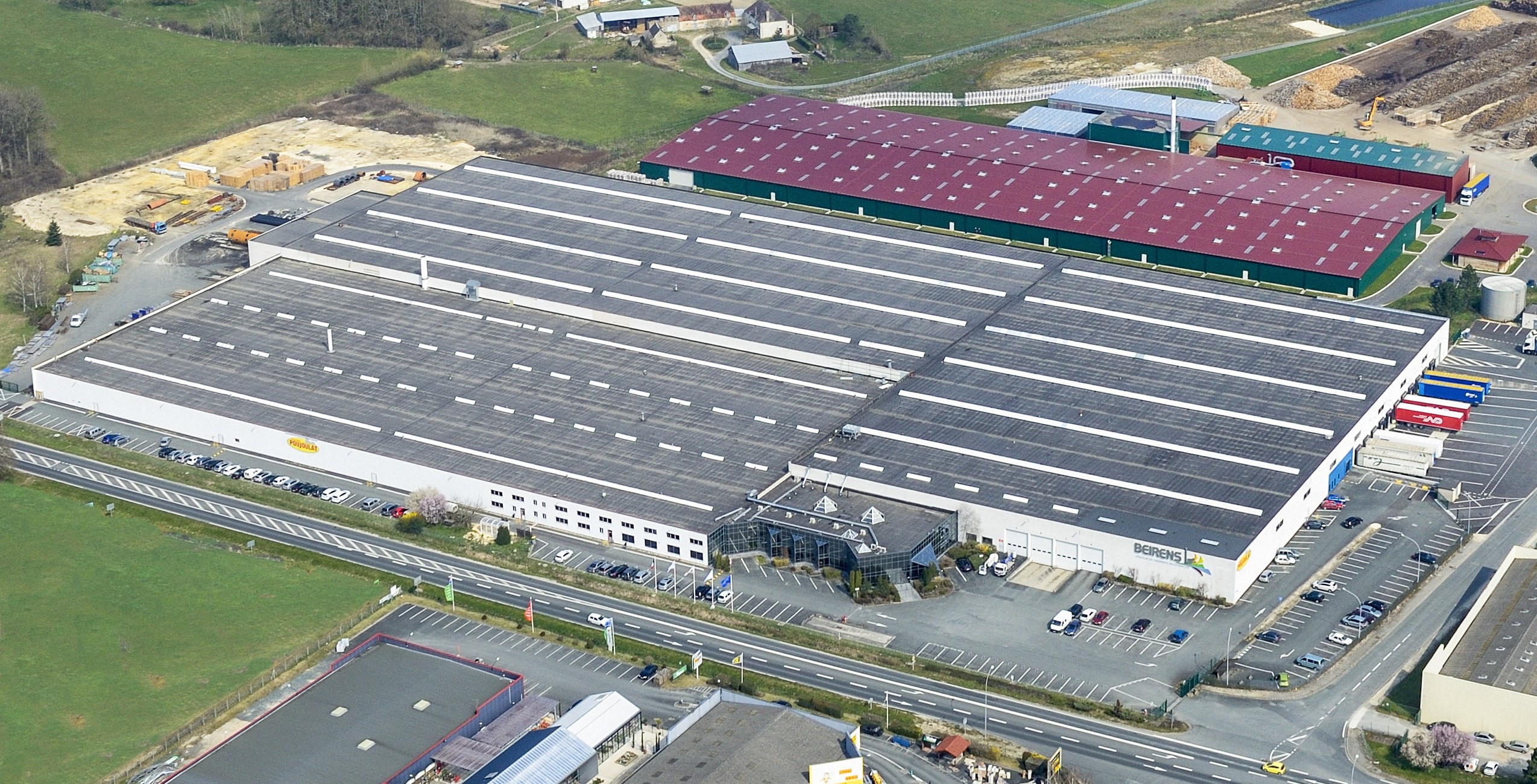 Le site Beirens de Buzançais représente 42 000 m² couverts.