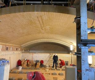 Four Pyrex en cours de reconstruction - photo Claude Bin