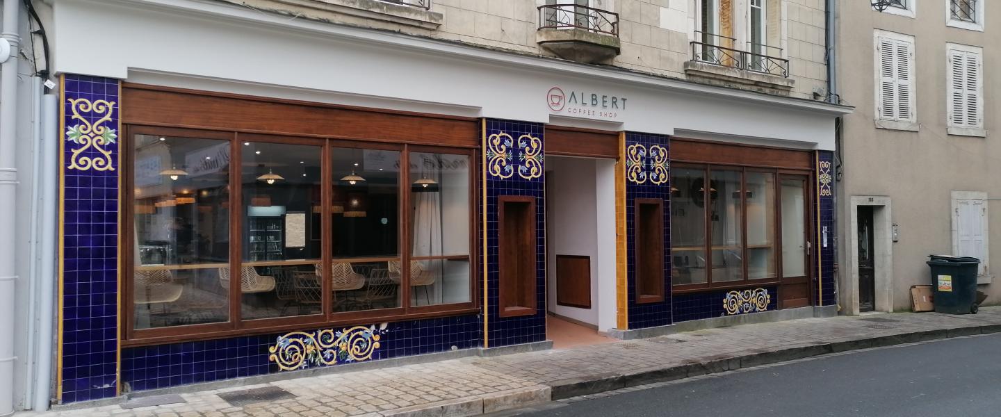 Albert coffee shop extériieur jour
